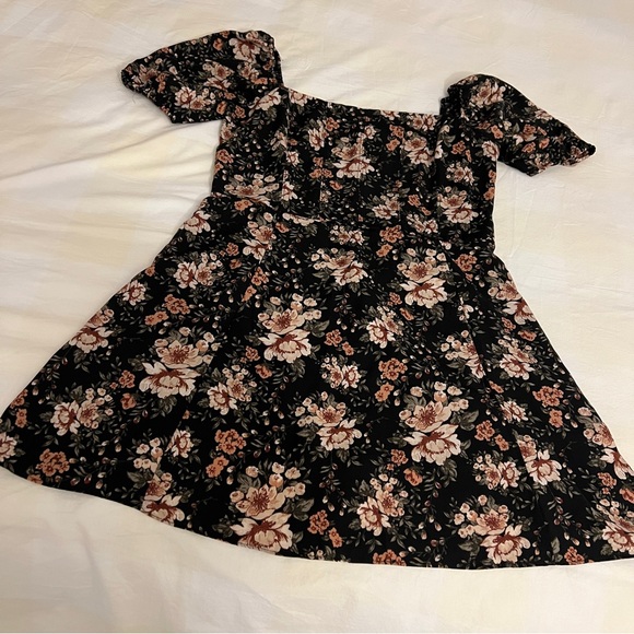 NWOT Abercrombie & Fitch Corset Seamed Mini Dress Black Floral Sz M - Picture 6 of 11